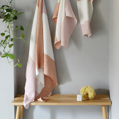 Lapuan Kankurit TERVA towel white-rust-rose